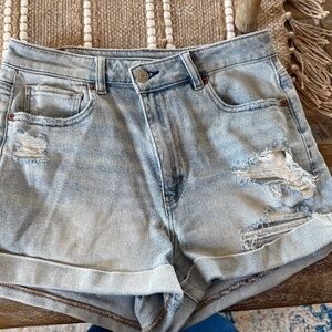 American Eagle Mom Short size 8 used